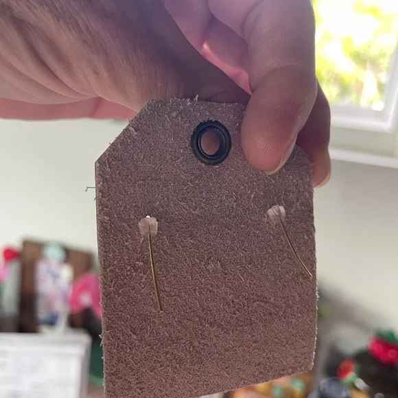 BRAND NEW Anthropologie Gold Hoop dangle Earrings - Picture 3 of 4